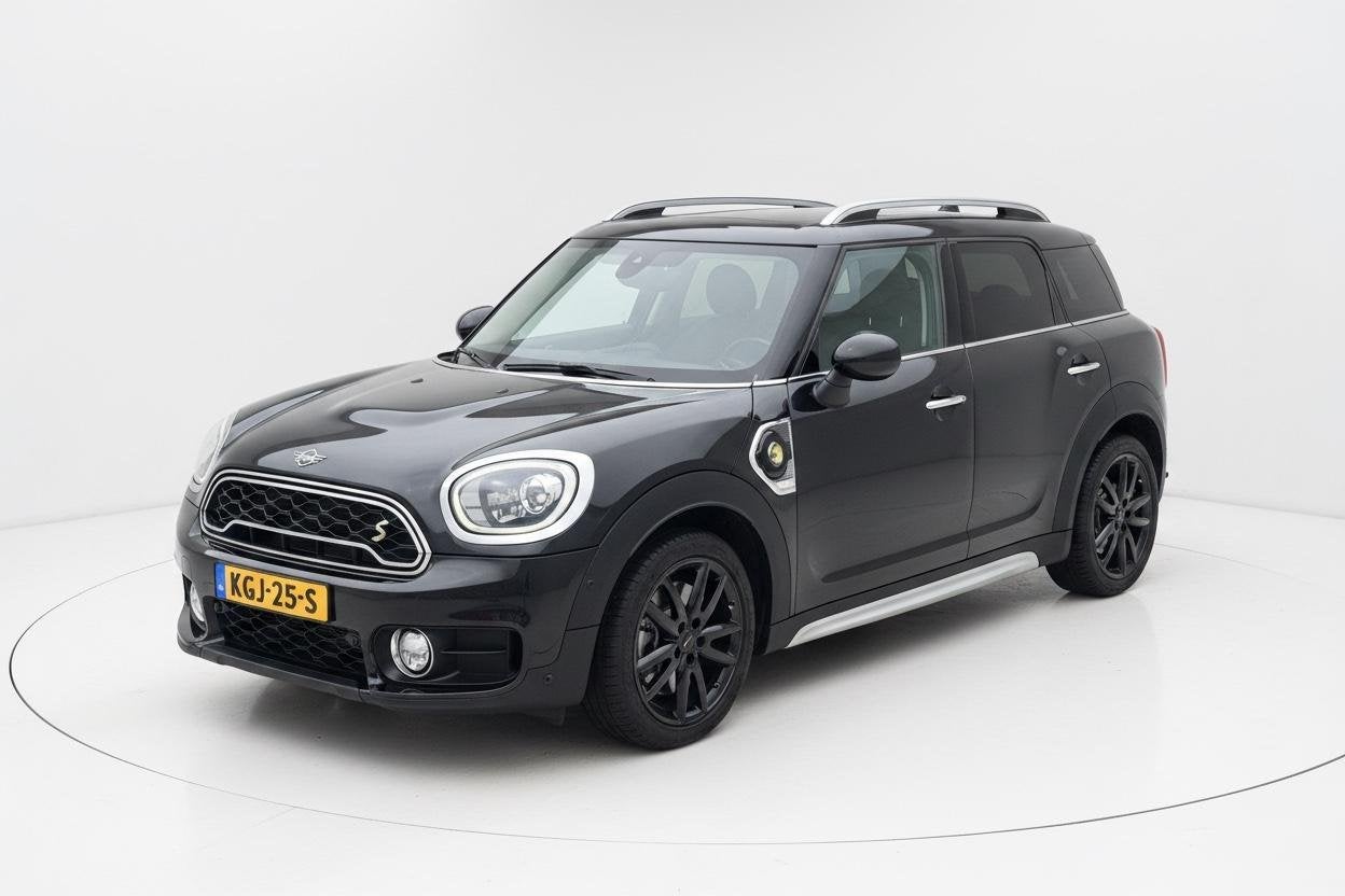 MINI Countryman 1.5 Cooper S E ALL4 18" John Cooper Works/Pa, Auto's, Gebruikt, Leder en Stof, Zwart, Plug-in hybride