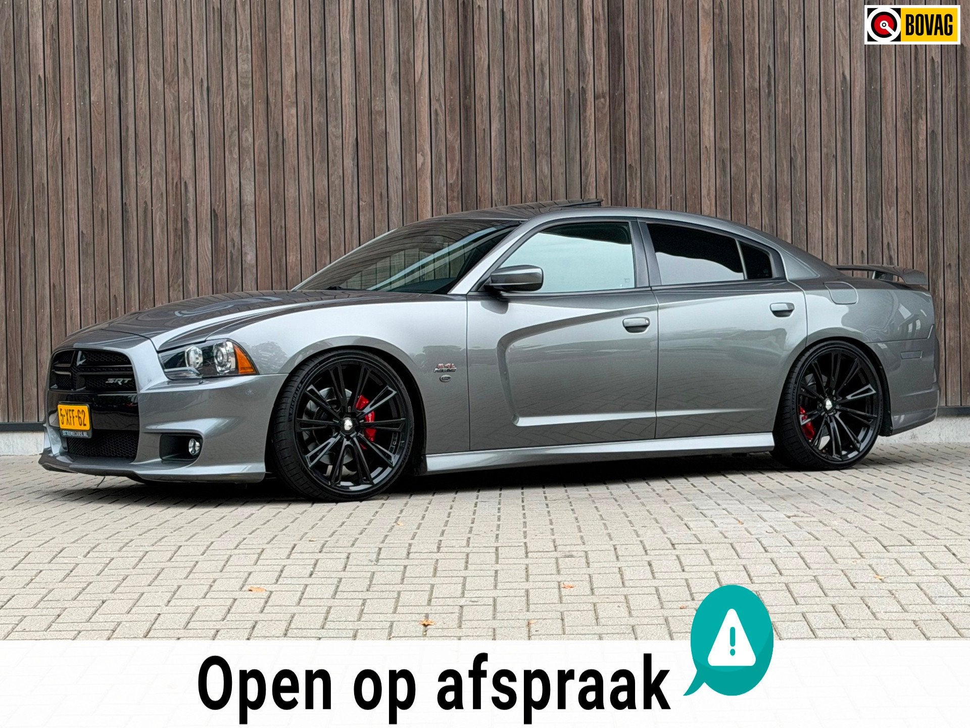 Dodge CHARGER SRT 8 / UNIEK / Memory / H&K / Stoelkoeling /, Automaat, Euro 5, Gebruikt, 1865 kg