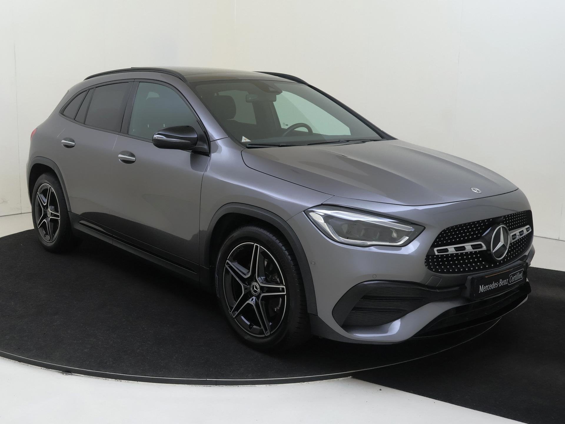Mercedes-Benz GLA-klasse 180 Business Solution AMG / Panoram, Auto's, Mercedes-Benz, Gebruikt, 4 cilinders, Leder en Stof, Origineel Nederlands