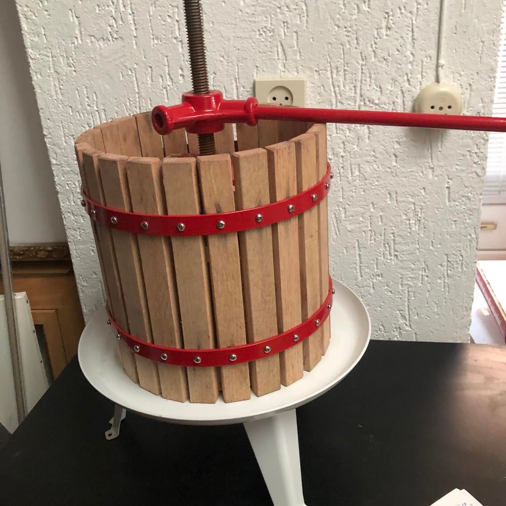 Gude Fruitpers OP 12 - Zo goed als nieuw, Ophalen, Zo goed als nieuw