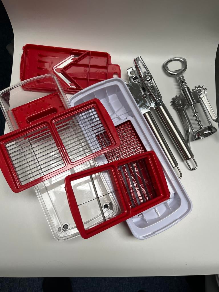 Patatsnijder, Huis en Inrichting, Keuken | Keukenbenodigdheden, Ophalen, Overige typen, Kunststof, Zo goed als nieuw