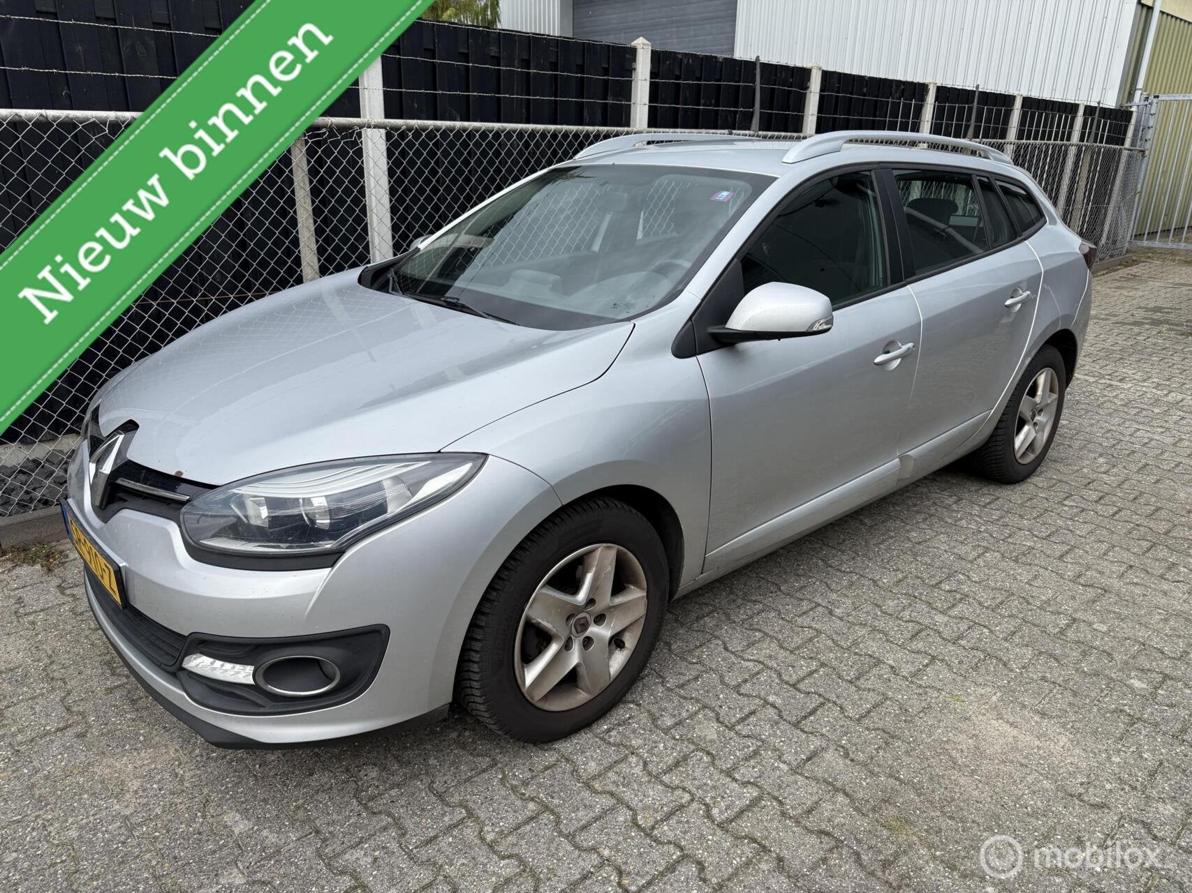 Renault Megane Estate 1.5 dCi Authentique, Auto's, Voorwielaandrijving, Euro 5, Gebruikt, 4 cilinders