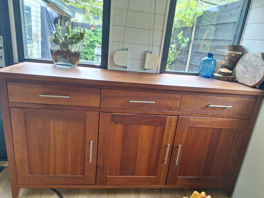 Gratis dressoir, Huis en Inrichting, Kasten | Dressoirs, Ophalen, Gebruikt, Met deur(en), 50 tot 100 cm