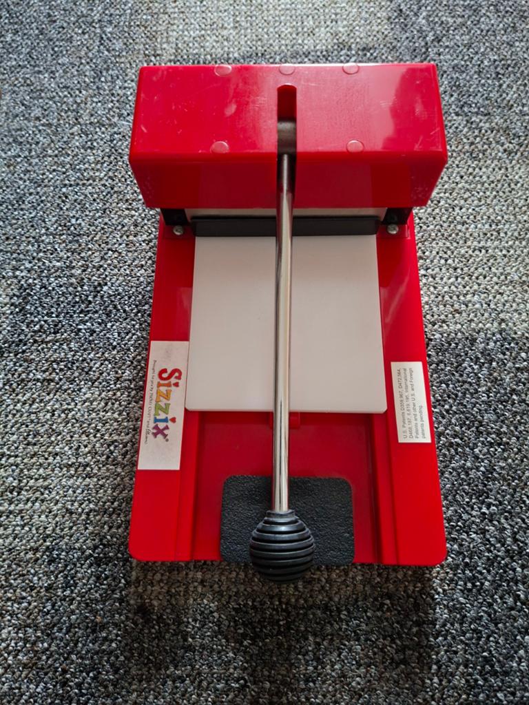 Sizzix Sidekick stansmachine met alfabet stansmallen, Gebruikt, Overige thema's, Kunststof, Machine