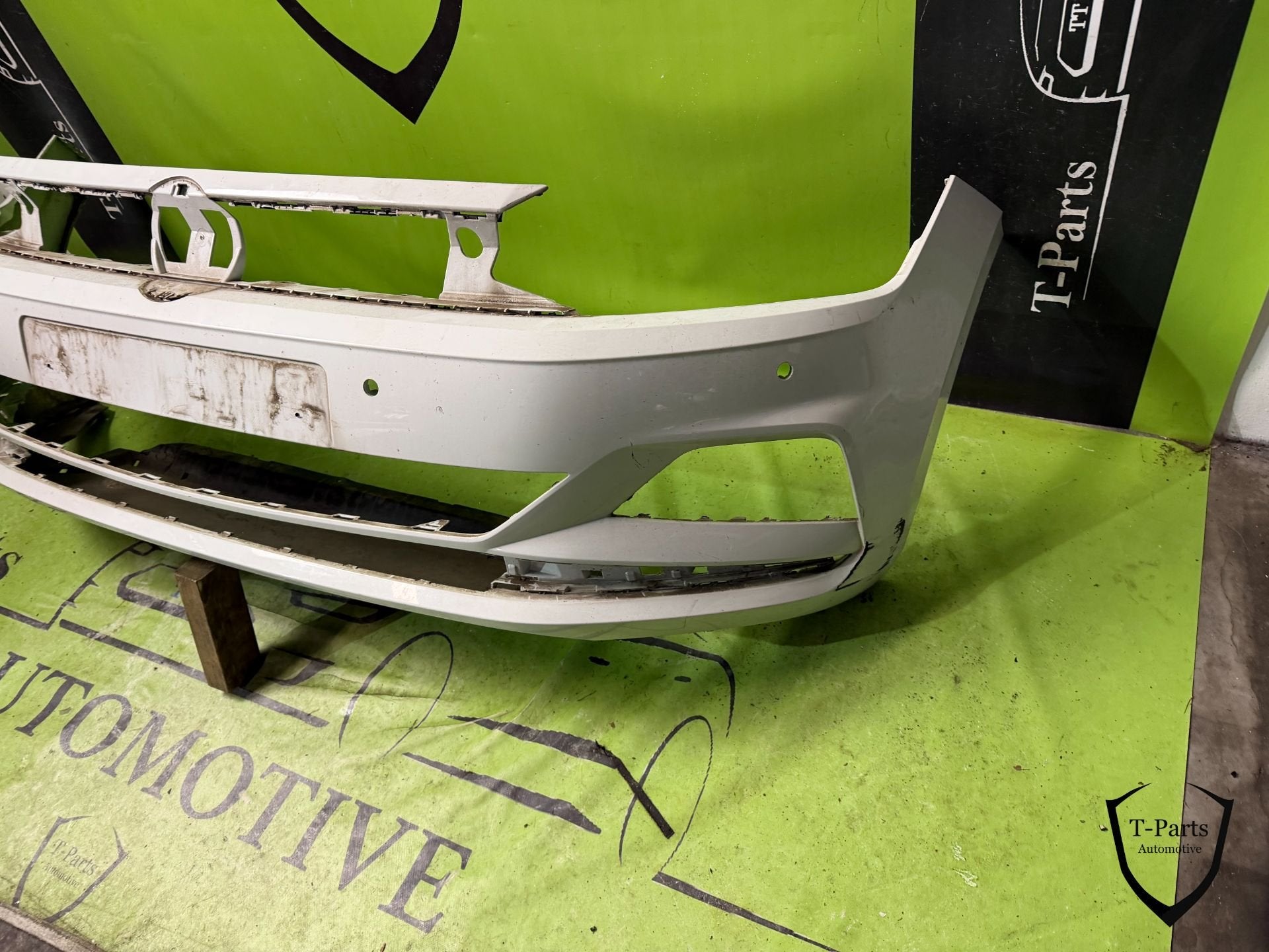 vw volkswagen polo 2G voorbumper bumper 17+ 4x pdc, Gebruikt, Volkswagen, Volkswagen AG, Bumper