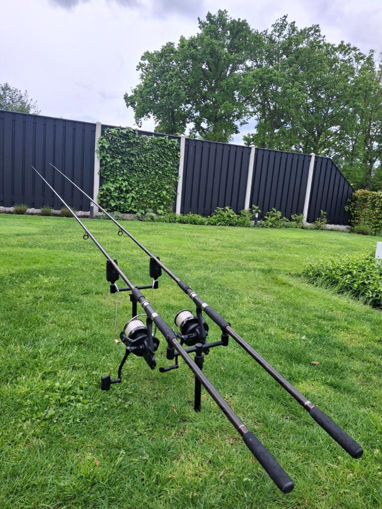 Karperhengels met molens, Watersport en Boten, Hengelsport | Karpervissen, Complete set, Ophalen of Verzenden