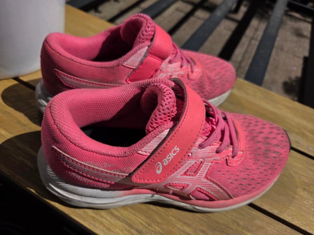 Asics roze sportschoenen maat 33.5, Ophalen, Hardloopschoenen, Asics