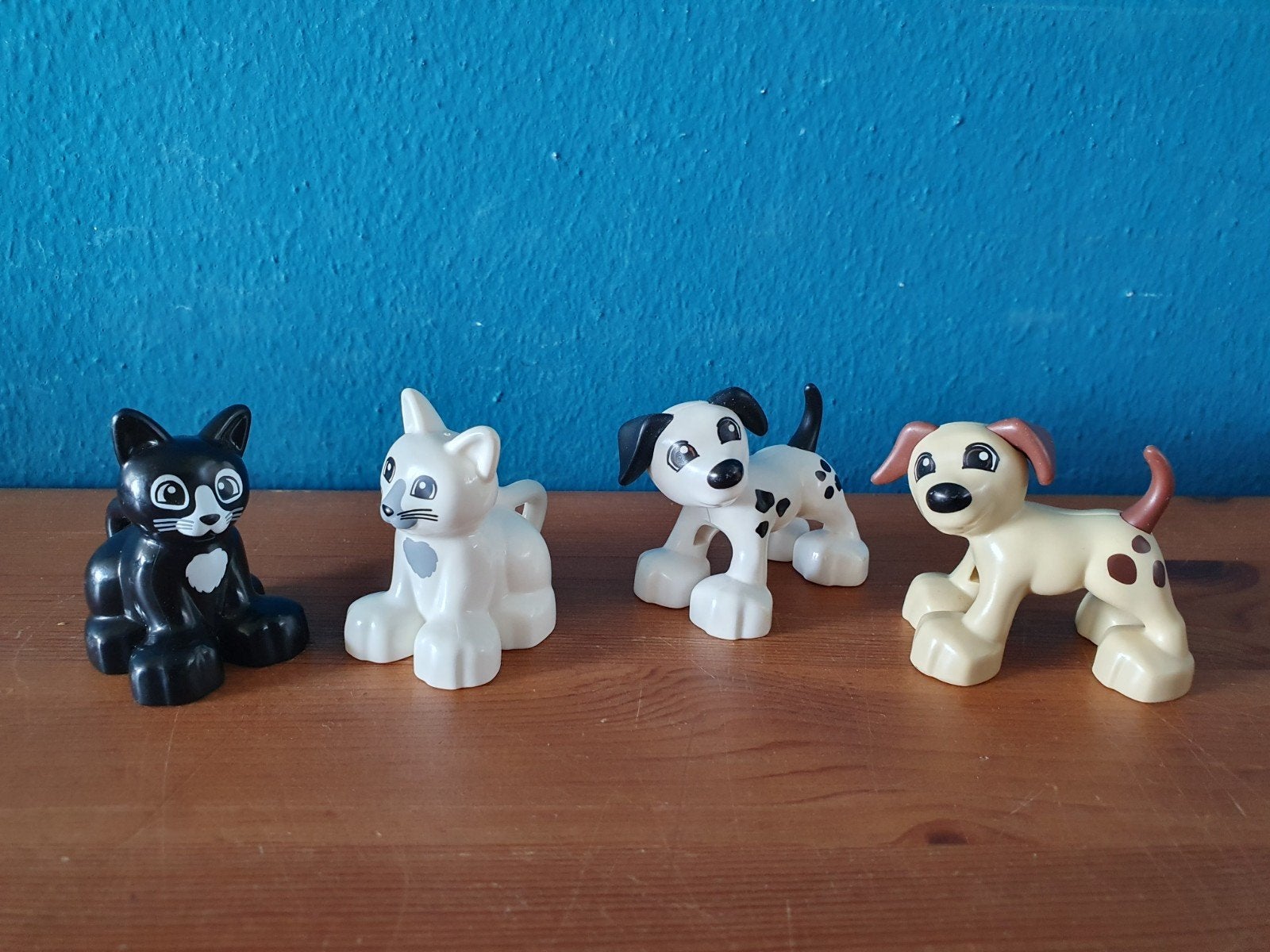 Duplo lego Huisdieren hond kat poes, Kinderen en Baby's, Speelgoed | Duplo en Lego, Ophalen of Verzenden, Zo goed als nieuw, Duplo