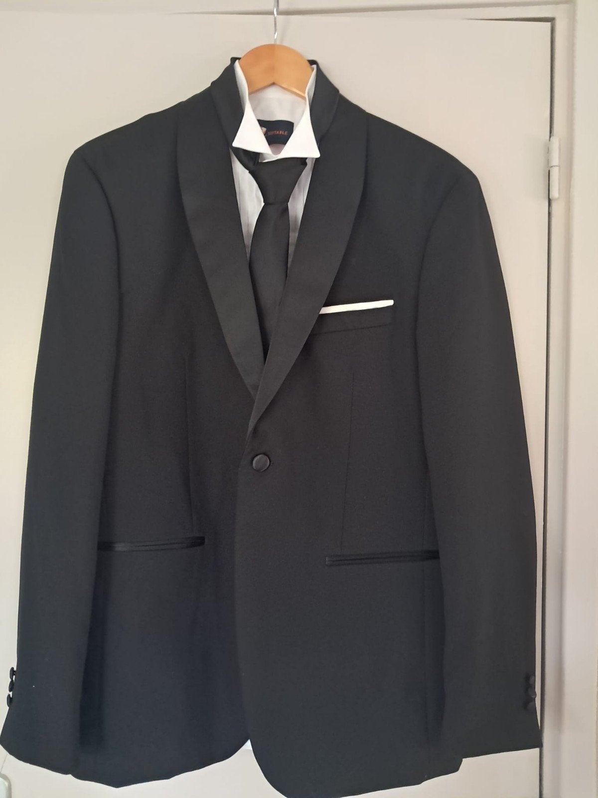 Smoking jas met das maat M, Kleding | Heren, Kostuums en Colberts, Ophalen, Gedragen, Maat 48/50 (M), Zwart