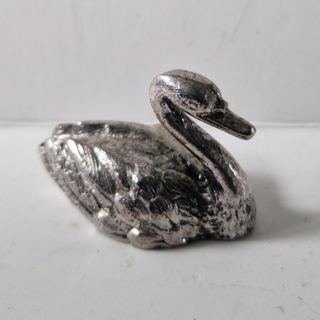 Metalen beeldje van  zwaan, Verzenden, Zo goed als nieuw, Dier