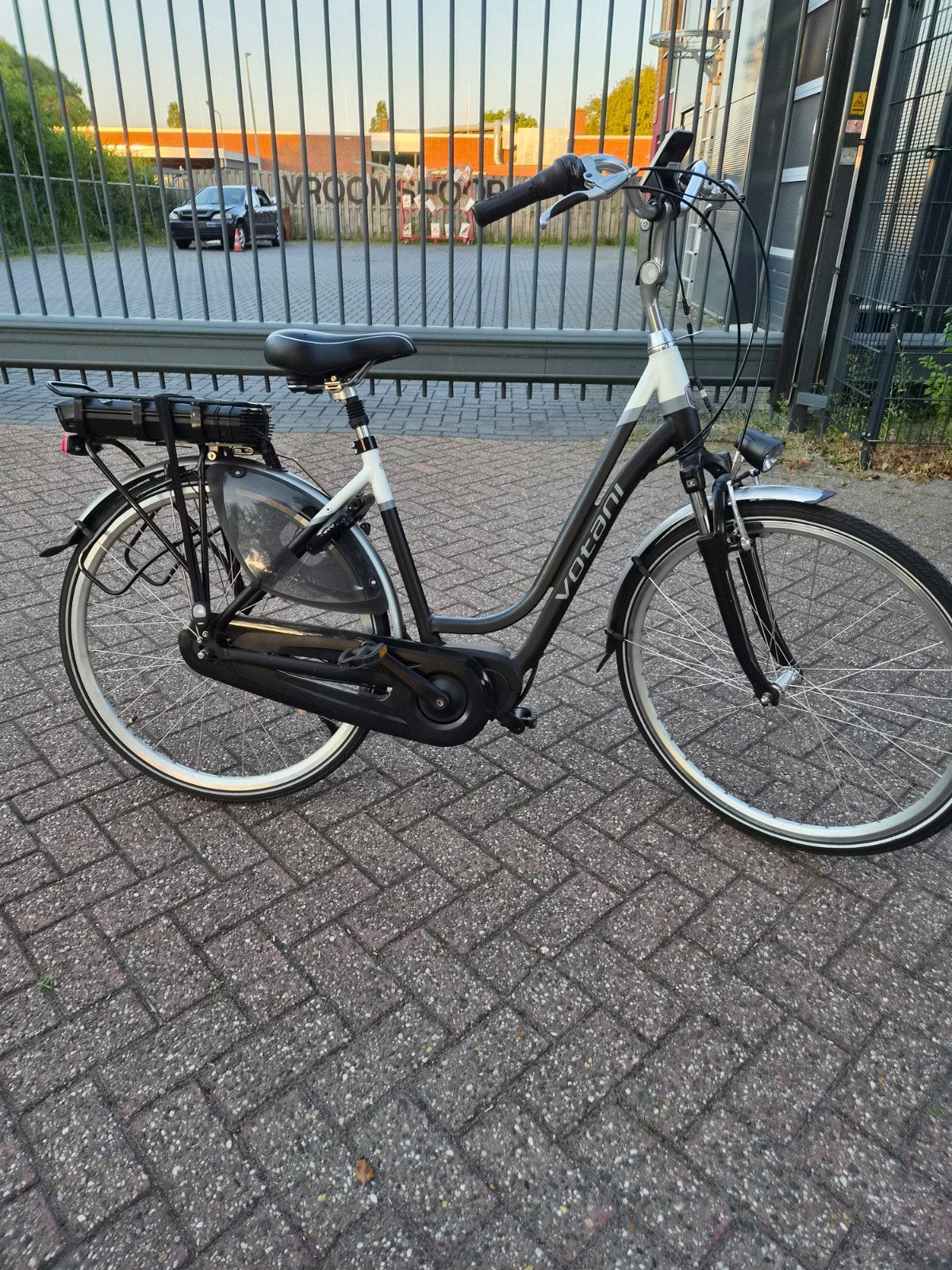 votani elektrische damesfiets bafang middenmotor, Zo goed als nieuw, 51 tot 55 cm, 50 km per accu of meer, Ophalen