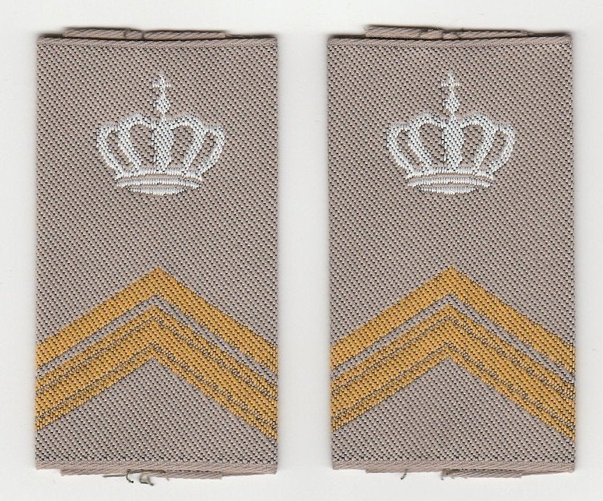 Set rangen epauletten Sergeant 1e kl Instructeur (Desert), Verzenden, Landmacht, Nederland, Embleem of Badge