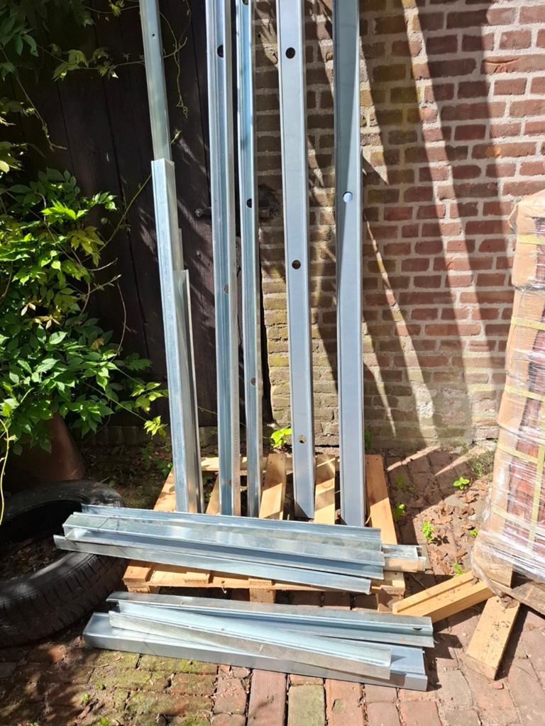 Metalstud metalen profielen voor wanden/plafonds, Ophalen, Zo goed als nieuw, IJzer