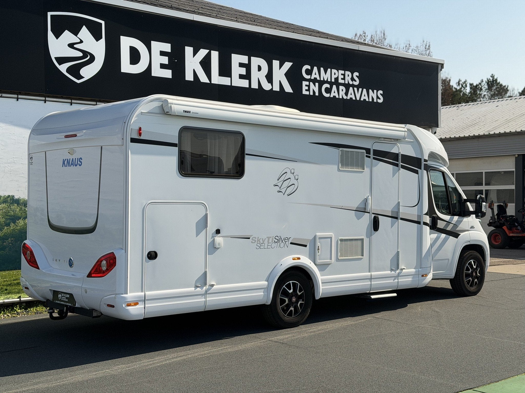 Caravans And Camping Knaus