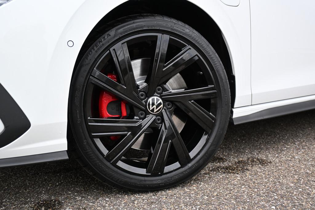 Volkswagen Golf 1.4 eHybrid GTE 245 pk Black Style IQ-Light, Stof, Gebruikt, Zwart, 4 cilinders
