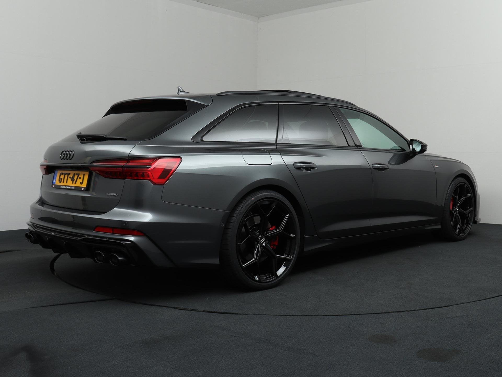 Audi A6 Avant 55 TFSI e quattro Competition Pano Trekhaak So, Auto's, Audi, Automaat, Gebruikt, 4 cilinders, Plug-in hybride