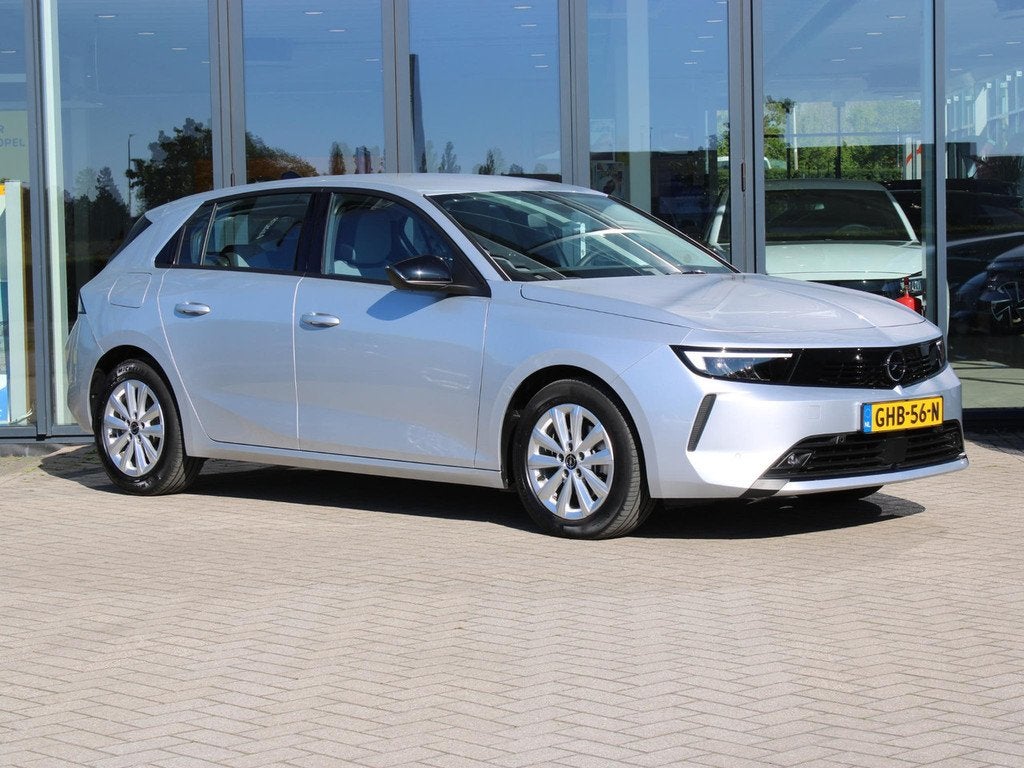 Opel Astra 1.2 Turbo Navigatie / AGR / Camera (bj 2024), Gebruikt, 1199 cc, Electronic Stability Program (ESP), Bedrijf