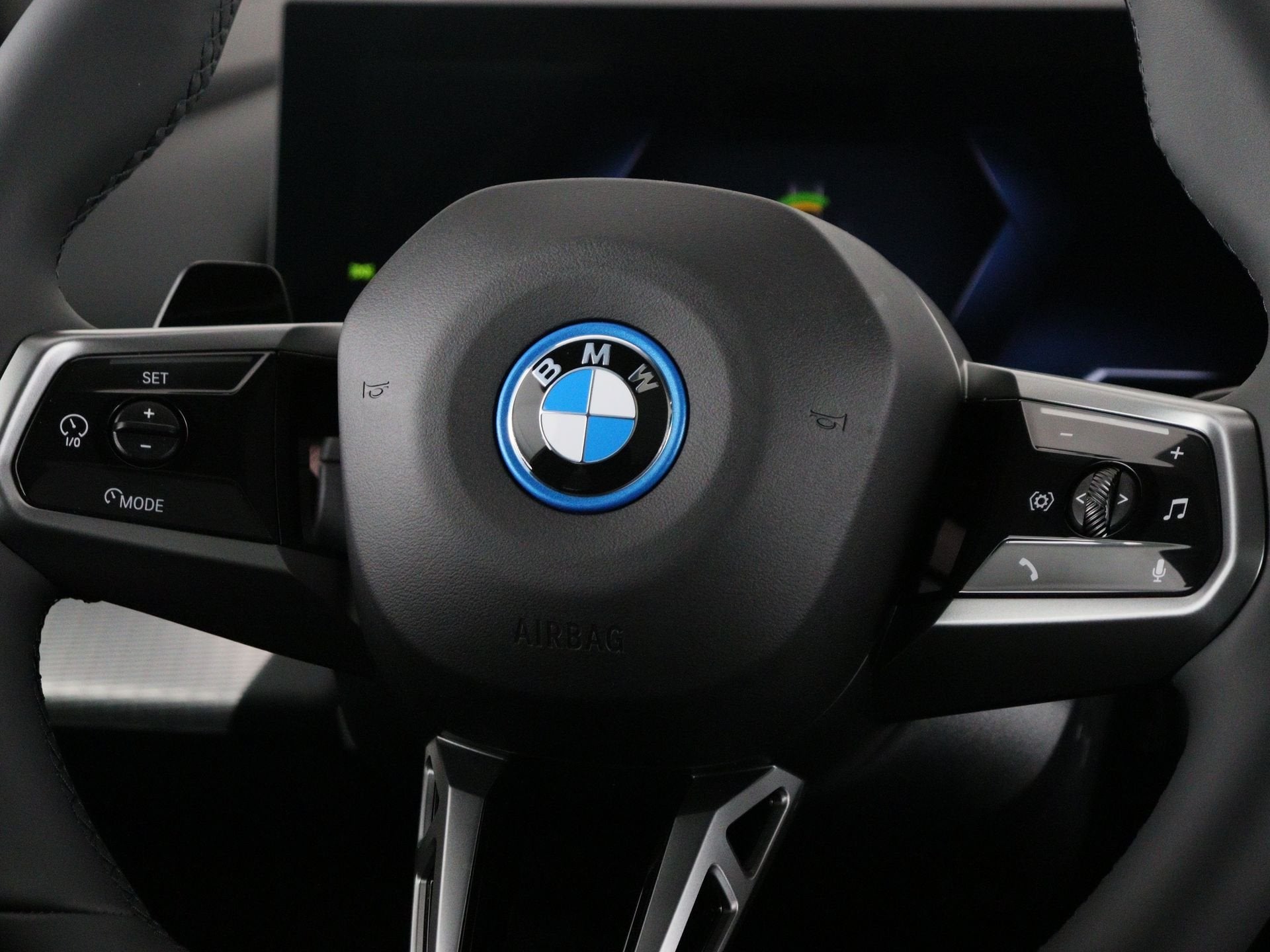 BMW i5 Touring eDrive40 M Sport Edition 84 kWh M Performance, Auto's, Automaat, Dealer onderhouden, Achterwielaandrijving, Zwart