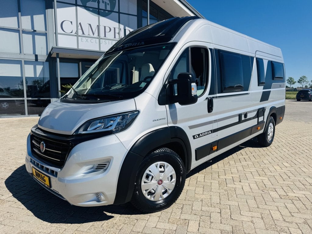 Foto 8 van Adria Twin Supreme 640 SLB Enkele bedden 2019