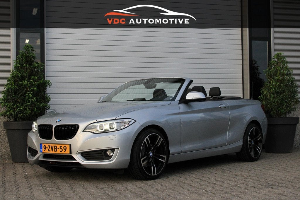 BMW 2-Serie Cabrio 220i Stoelverwarming | Cruisecontrol | PD, Auto's, BMW, Gebruikt, 4 cilinders, 4 stoelen, Handgeschakeld