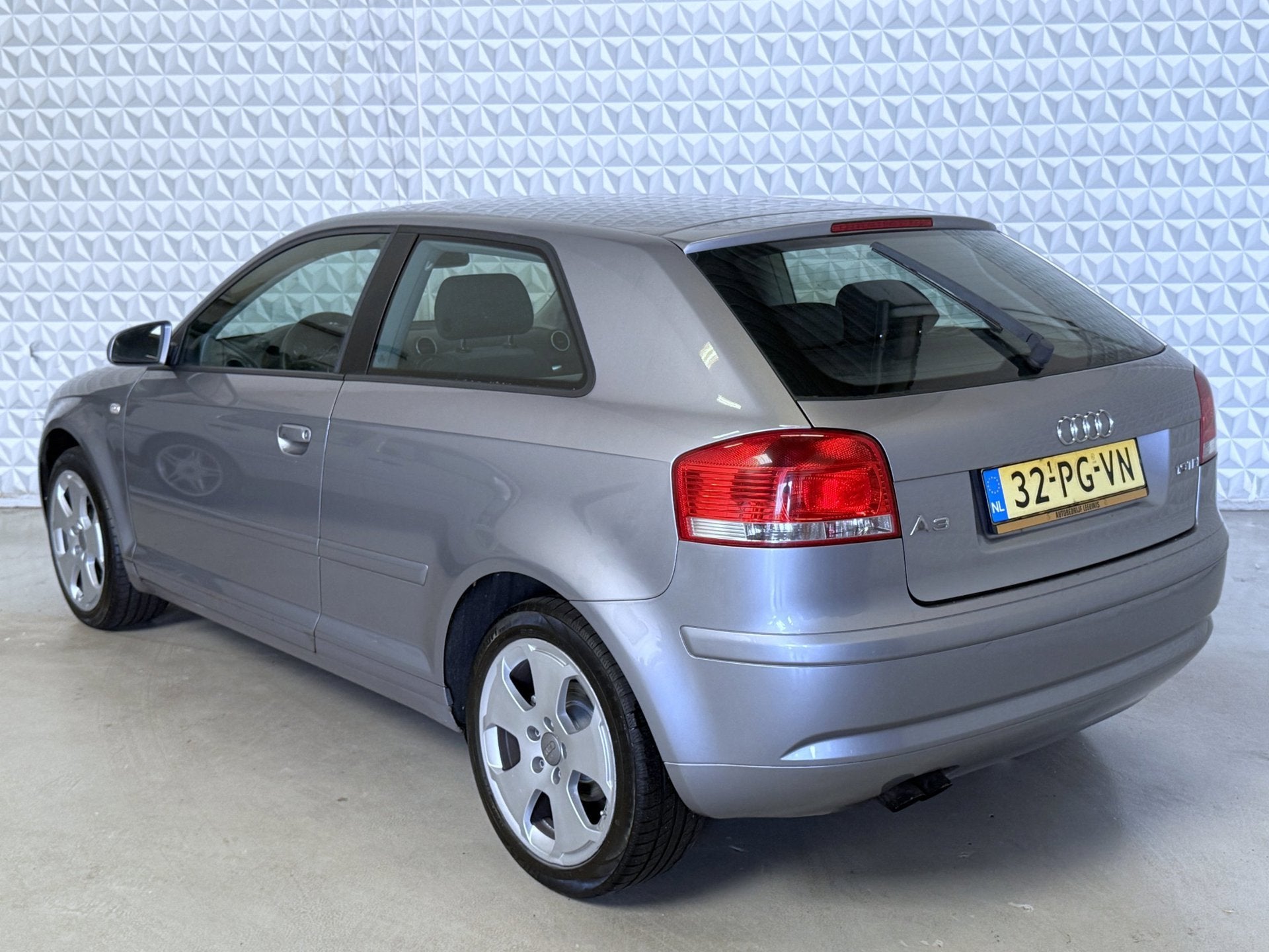 Audi A3 1.9 TDI 77KW Attraction Clima Cruise Sportvelgen(200, Auto's, Voorwielaandrijving, Gebruikt, 680 kg, 4 cilinders