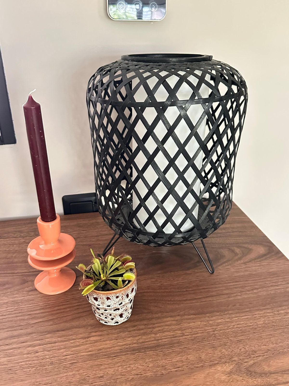 Leuke zwarte tafellamp met bamboe design, Huis en Inrichting, Lampen | Tafellampen, Zwart, Ophalen, Gebruikt, Hout