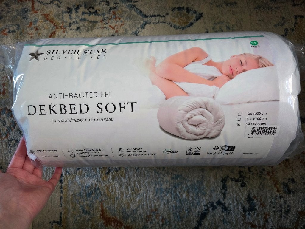 NIEUW luxe dekbed 240x200 cm, Huis en Inrichting, Slaapkamer | Beddengoed, Nieuw, Deken of Dekbed, Lits-jumeaux, Wit, Ademend