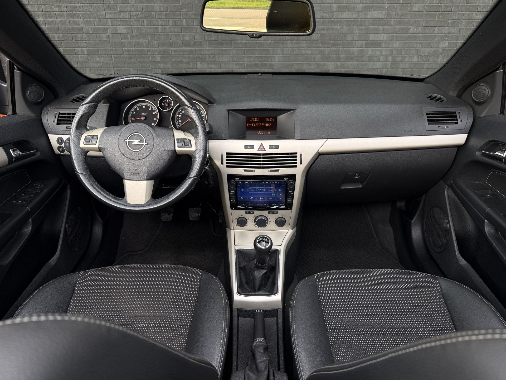 Opel Astra TwinTop 1.8 Cosmo l Cruise l Navi l Clima l PDC l, Auto's, Opel, Stof, Gebruikt, Zwart, 4 cilinders