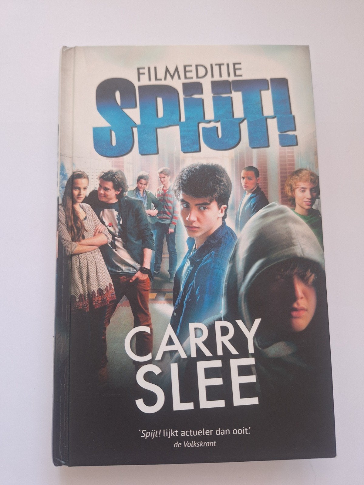 Spijt! Filmeditie - Carry Slee (Zo goed als nieuw), Boeken, Ophalen of Verzenden, Zo goed als nieuw, Carry Slee, Fictie