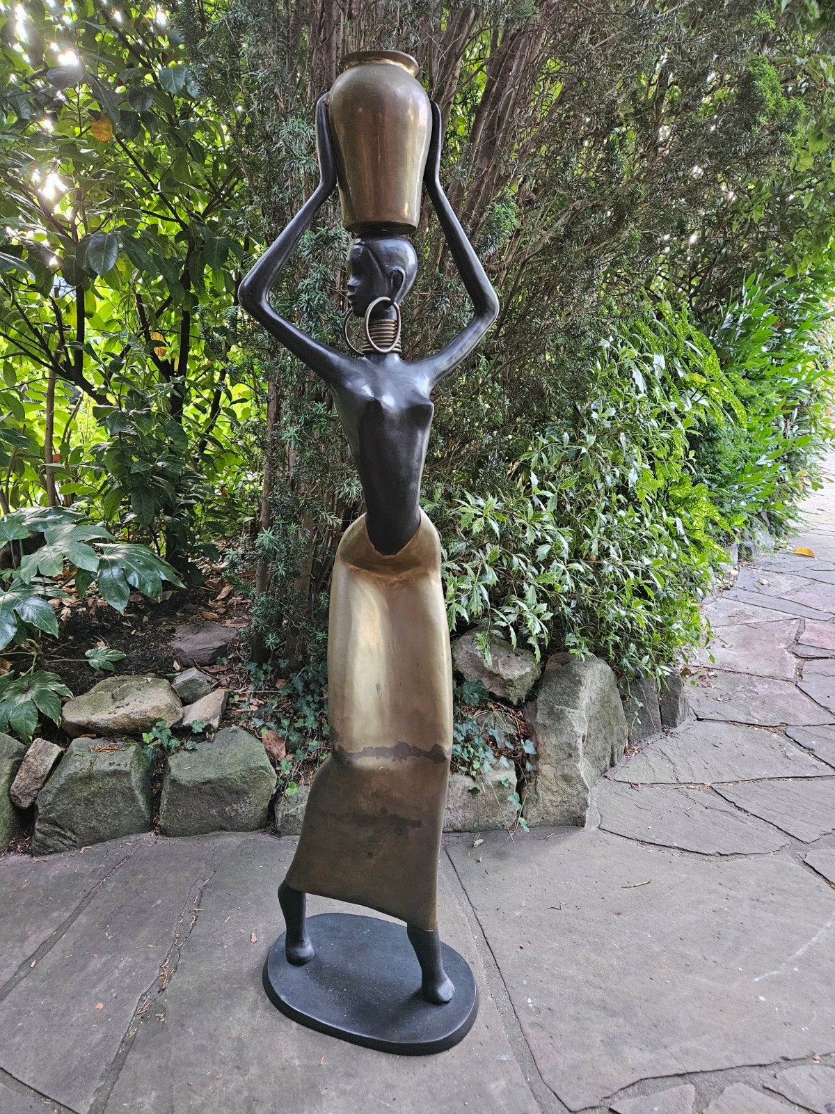 Bronzen beeld waterdraagster Hagenauer stijl, Antiek en Kunst, Kunst | Beelden en Houtsnijwerken, Ophalen, Brons, Beeld