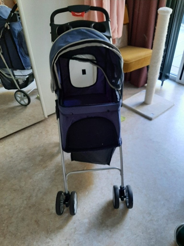 Mooie hondenwagentje voor hondjes tot 15 kg., Dieren en Toebehoren, Overige merken, Ophalen, Zo goed als nieuw, Hondenbuggy