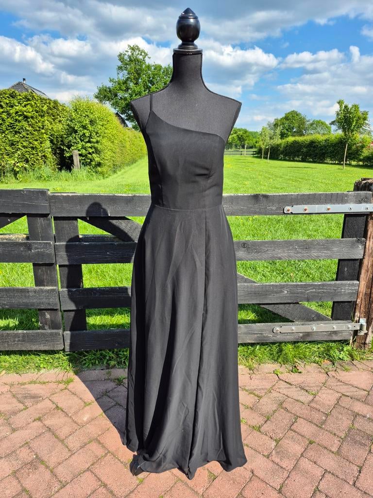 JJ's House one shoulder jurk met split zwart maat 36, Kleding | Dames, Zwart, Ophalen of Verzenden, Zo goed als nieuw, Maat 36 (S)