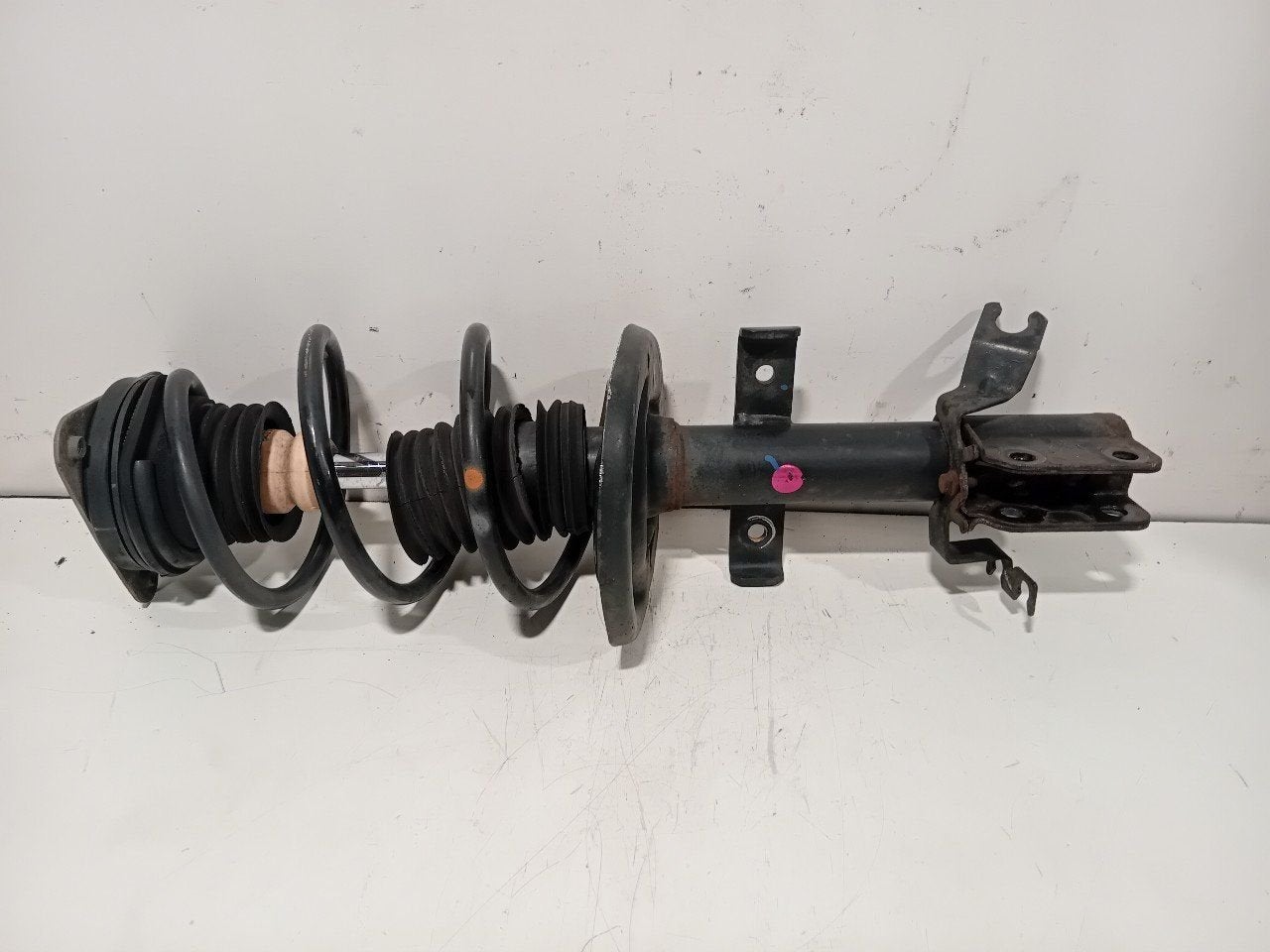 Veerpoot rechts voor Renault Clio, Auto-onderdelen, Onderdelen@venauto.nl, Van der Ven Autorecycling B.V., Gebruikt, Ettenseweg 76, 4706 PB Roosendaal, The Netherlands