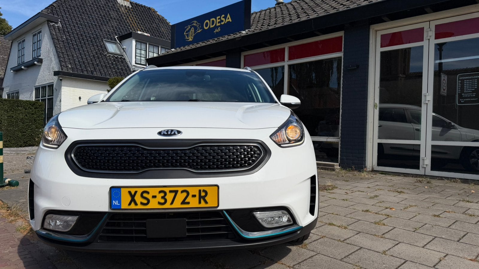 Kia Niro 1.6 GDi Phev 141pk Dct6 2019 Wit, Auto's, Kia, Leder en Stof, Wit, Bedrijf, SUV of Terreinwagen