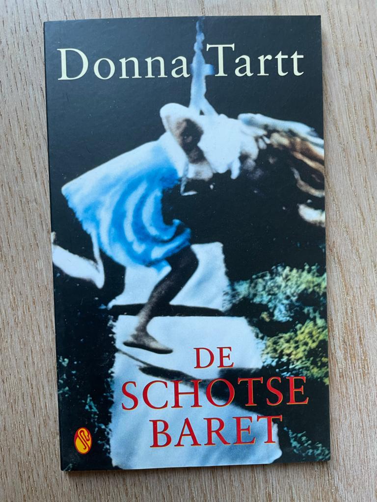 Donna Tartt - De Schotse Baret ISBN 9789041403483, Ophalen of Verzenden, Gelezen, Nederland