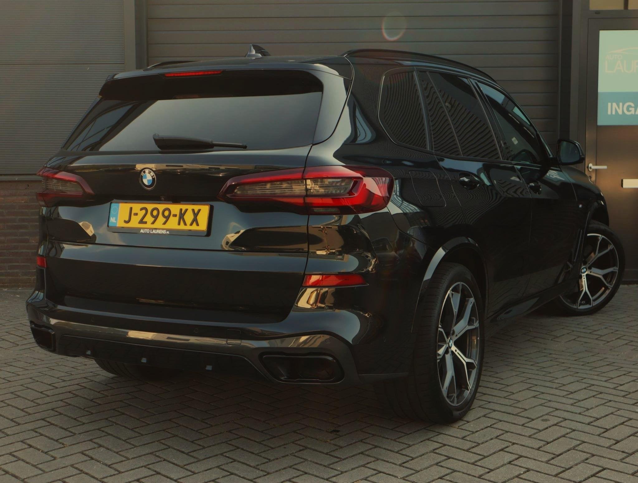 BMW X5 xDrive45e M Sport High Executive | Pano | H+K | Trekh, Auto's, BMW, Gebruikt, 394 pk, Zwart, Vierwielaandrijving