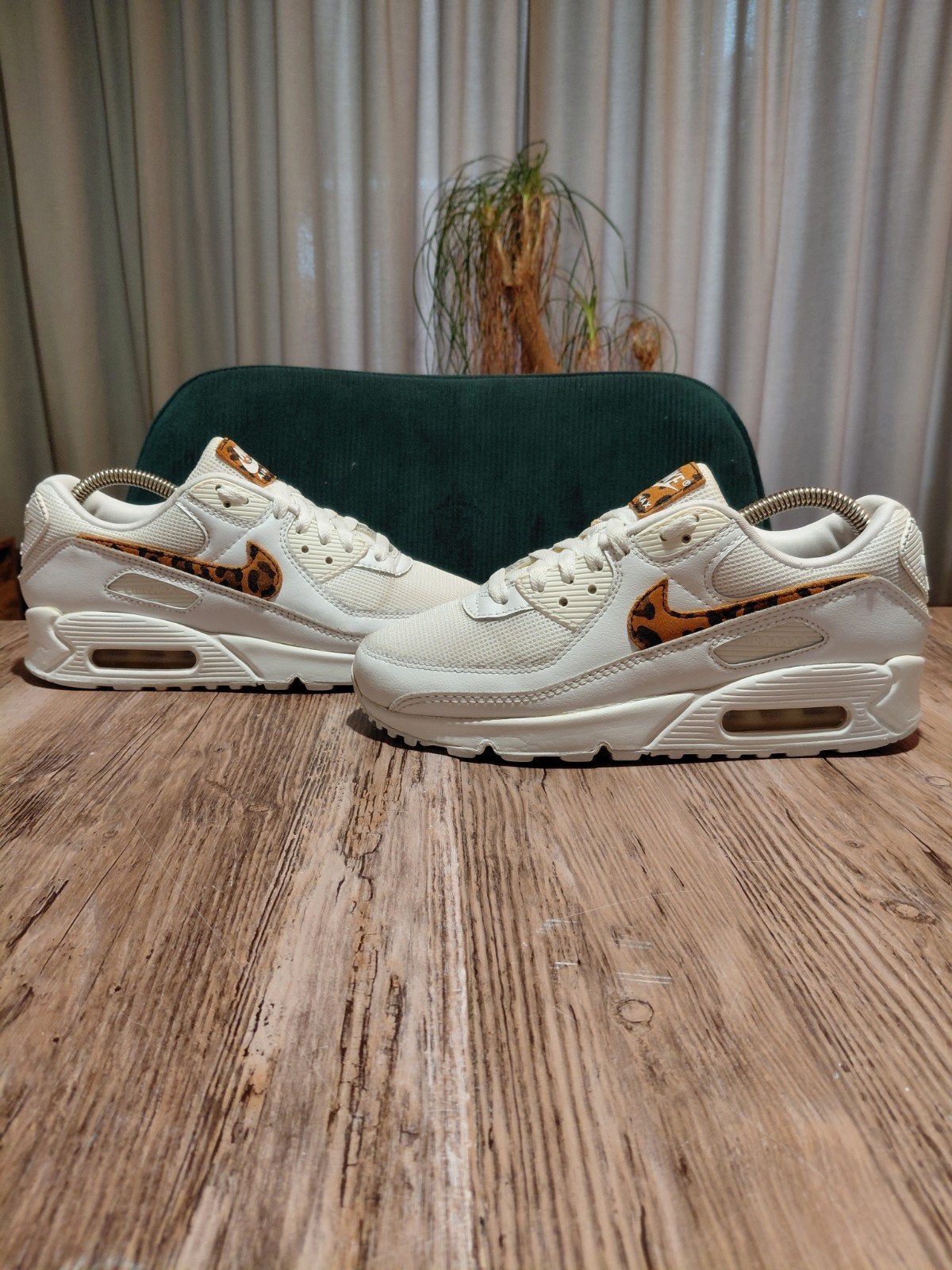 Nike Air Max 90 Special Edition 'White Leopard' Size 38,5, Wit, Nike, Ophalen of Verzenden, Sneakers of Gympen