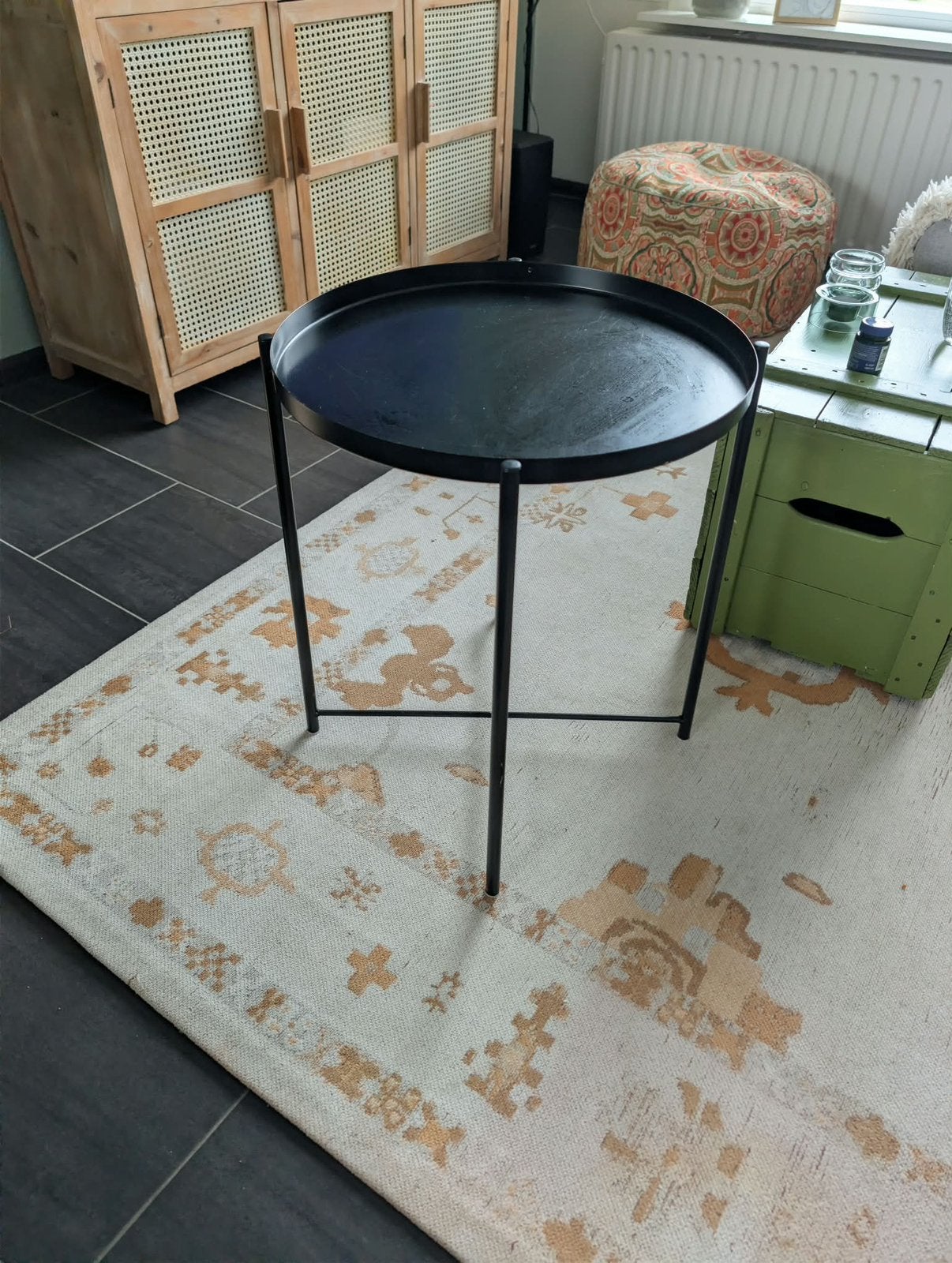Zwart bijzettafeltje Ikea, 45 tot 60 cm, Minder dan 55 cm, Gebruikt, Rond