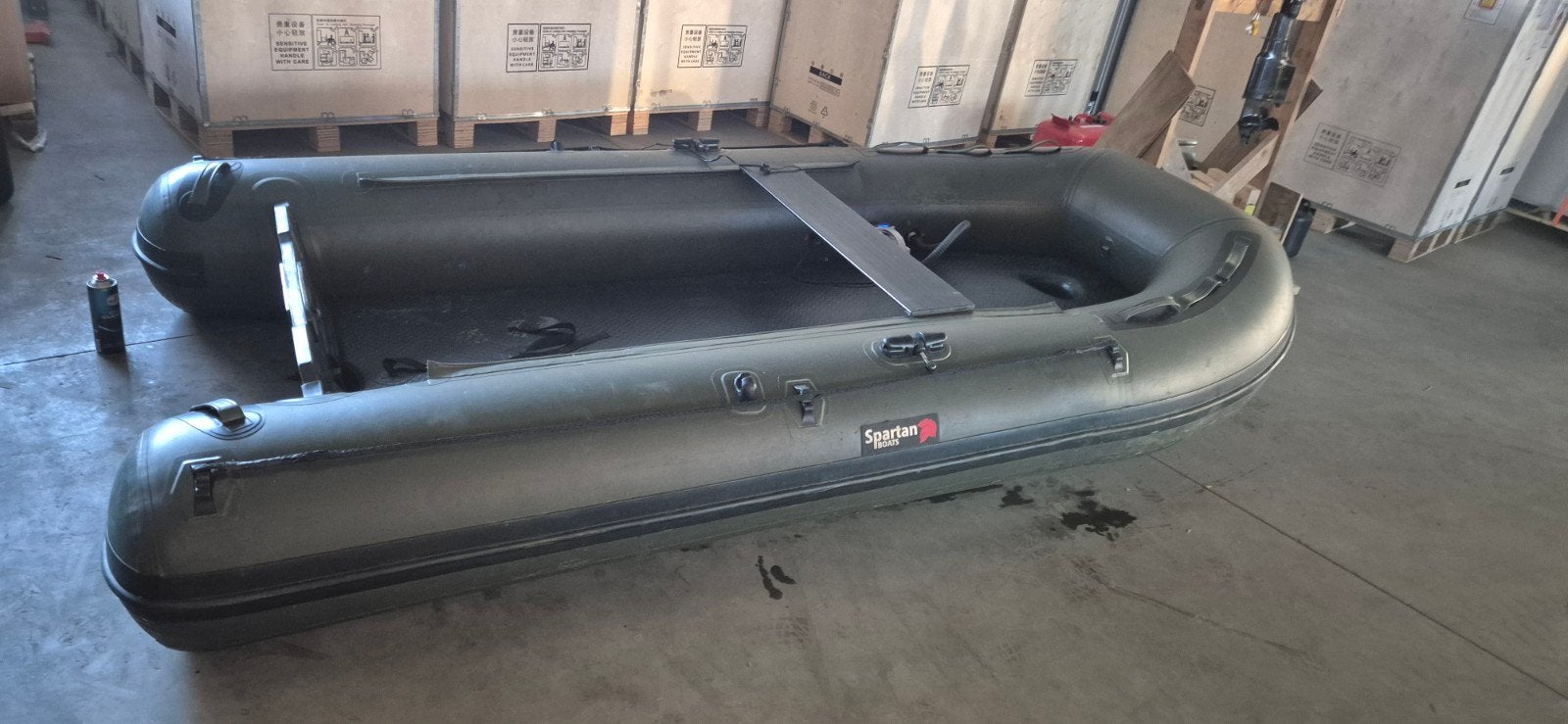 Spartan 330 wide met 15 PK mercury Force buitenboordmotor, Airdeck, 15 pk, Ophalen of Verzenden, Zo goed als nieuw