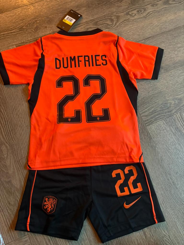 Wk tenue dumfries 2026, Ophalen of Verzenden, Jongen of Meisje, Sport- of Zwemkleding