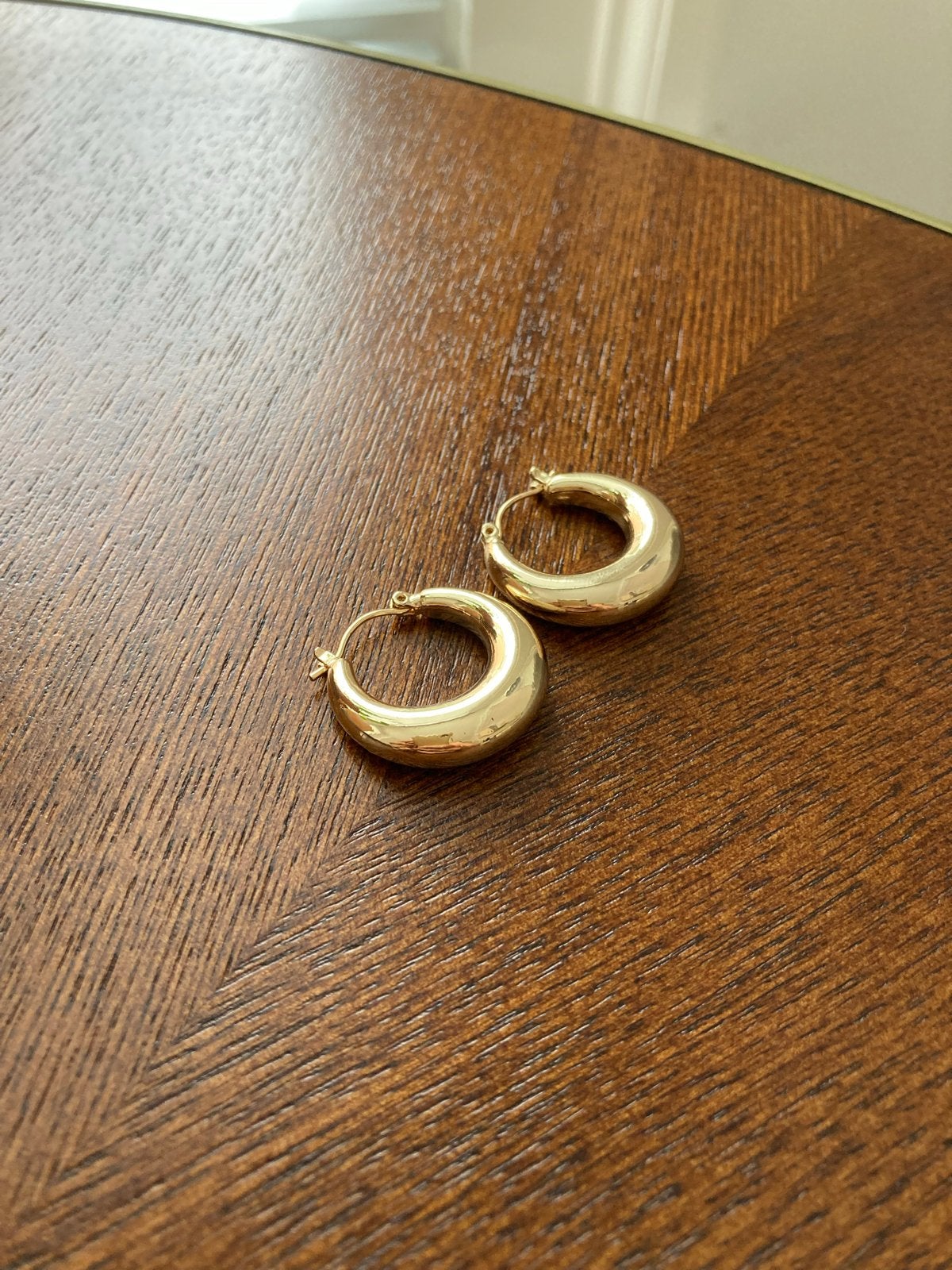 Nieuw: oorringen - Mango - goud - creolen, Ophalen of Verzenden, Nieuw, Goud, Hangers
