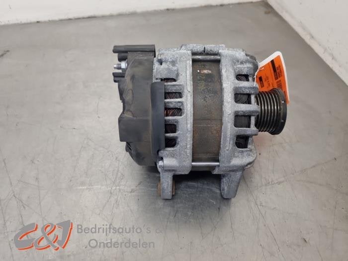 Dynamo van een Renault Trafic, Auto-onderdelen, Motor en Toebehoren, Gebruikt, -, Renault, -