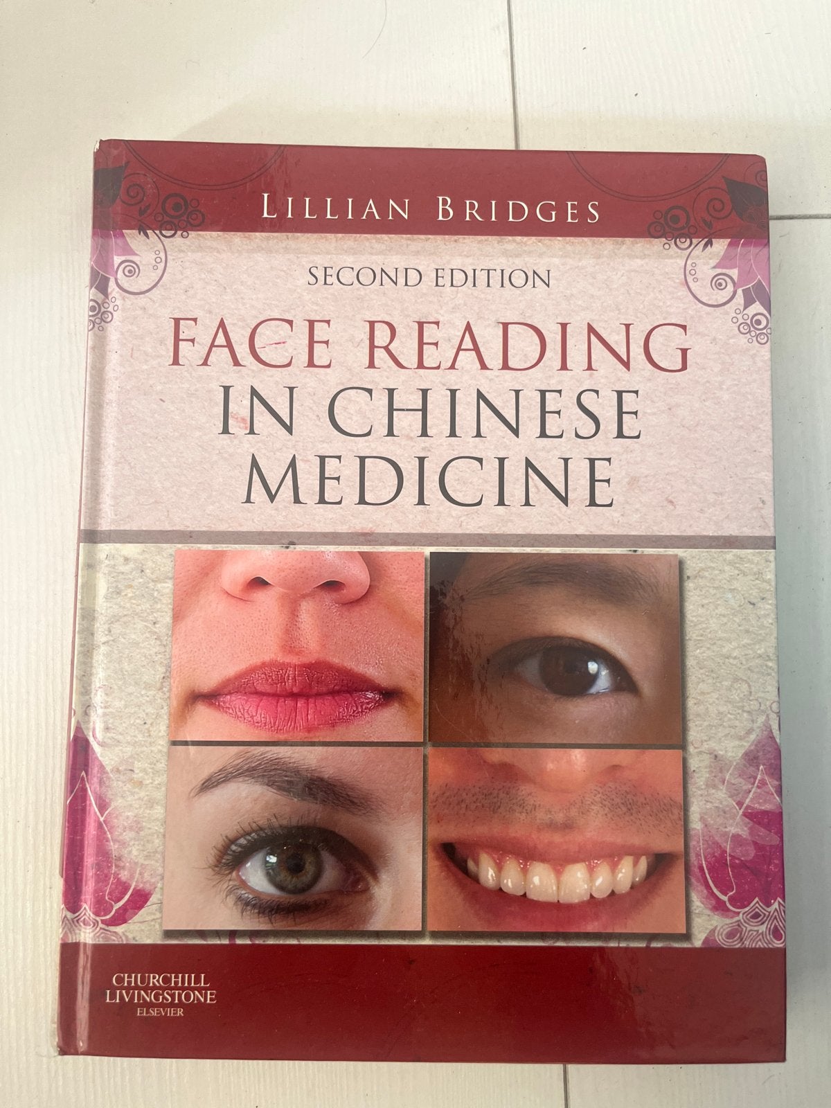 Face Reading in Chinese Medicine - Lillian Bridges, Ophalen of Verzenden, Zo goed als nieuw, Kruiden en Alternatief