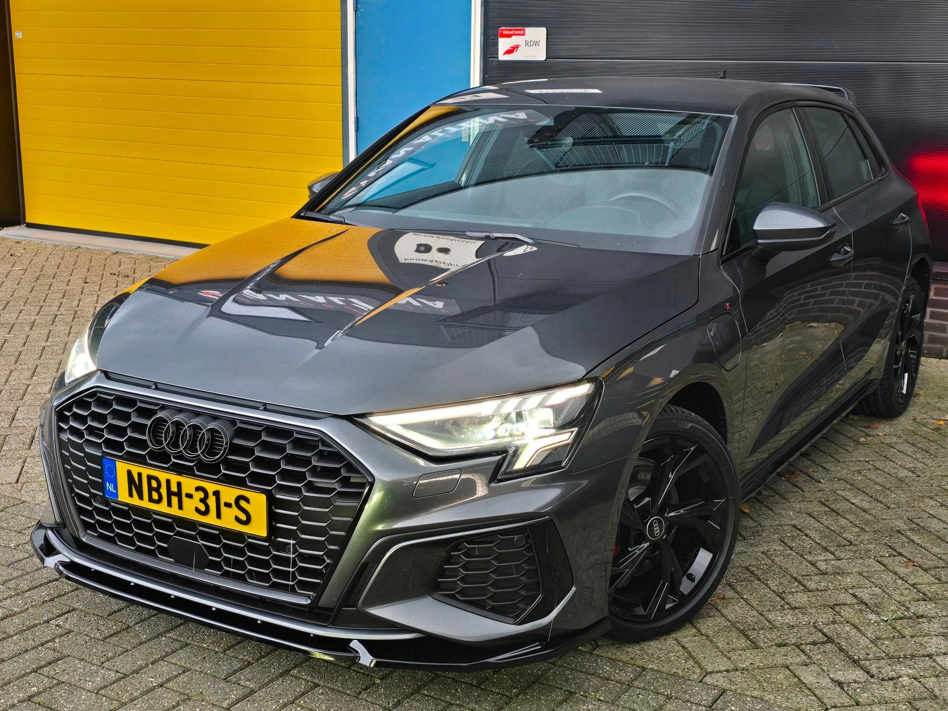 Audi A3 Sportback 40 TFSI e RS3 Look / B & O / Acc / Lane As, 1525 kg, Gebruikt, Euro 6, 4 cilinders