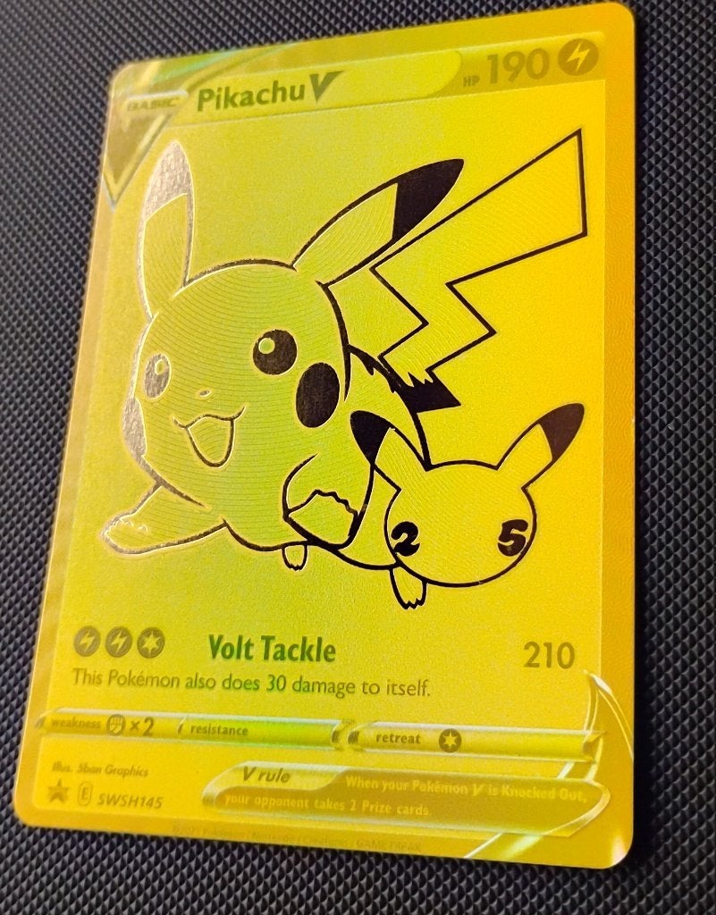 Swsh145 Pikachu V Pokemon 25th anniversary celebrations, Verzenden, Zo goed als nieuw, Losse kaart, Foil