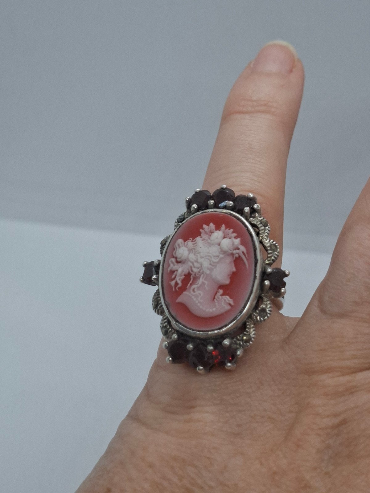 Zilveren Vintage Camee Ring met Granaat, Maat 52, Sieraden, Tassen en Uiterlijk, Ophalen of Verzenden, 17 tot 18, Roze, Met edelsteen