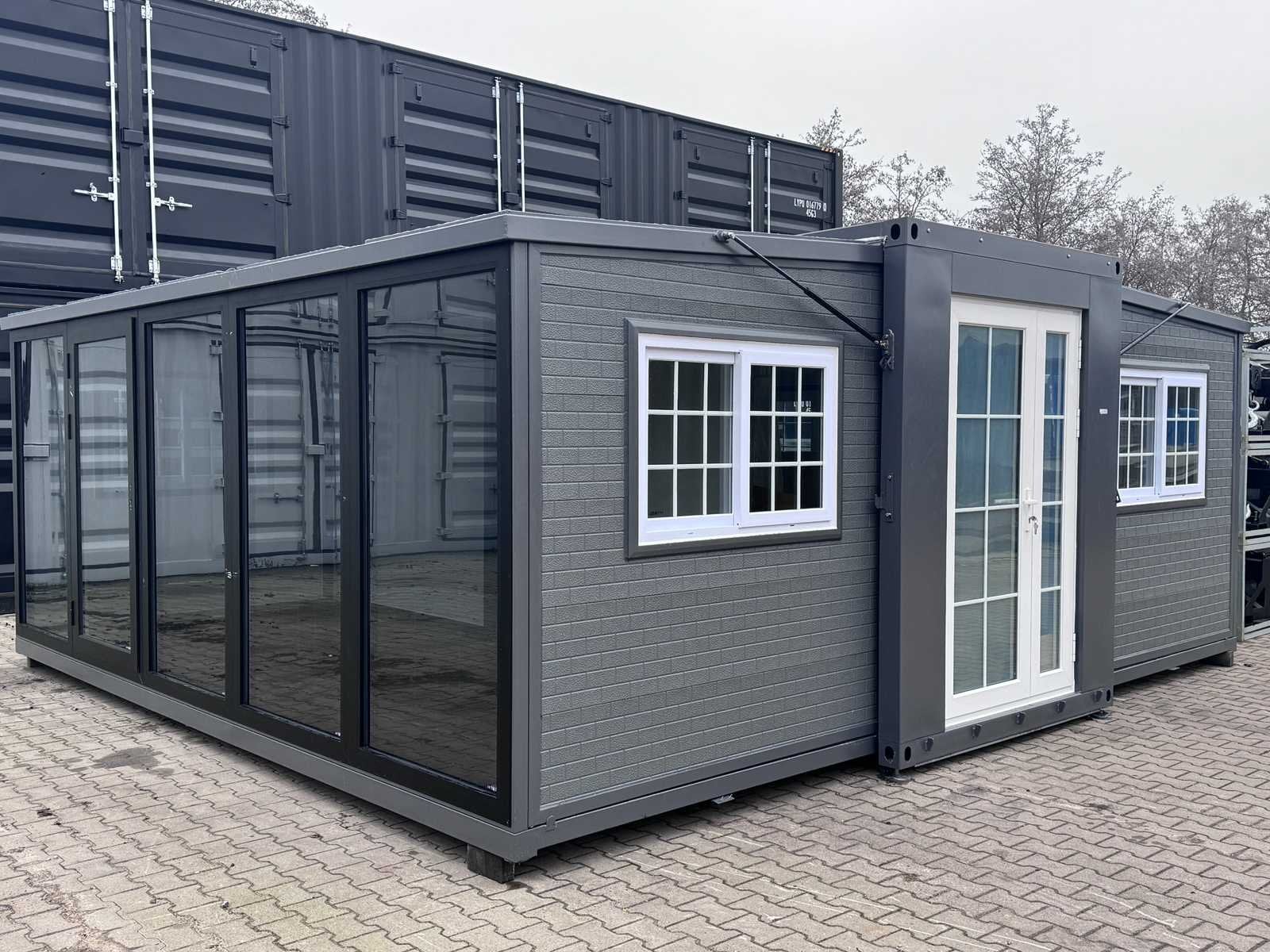 Field Mobiele woonunit / Tiny home / Chalet met 2 slaapkamer