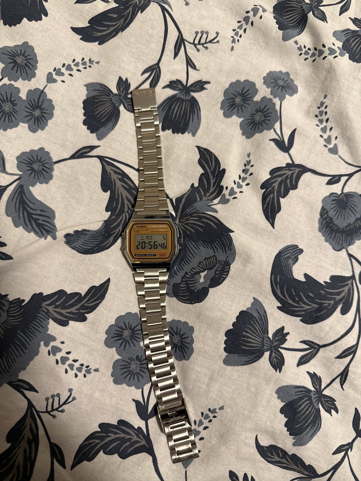 Casio Vintage Digitale Horloge - Zilverkleurig doos en bon, Overige merken, Staal, Polshorloge, Ophalen of Verzenden