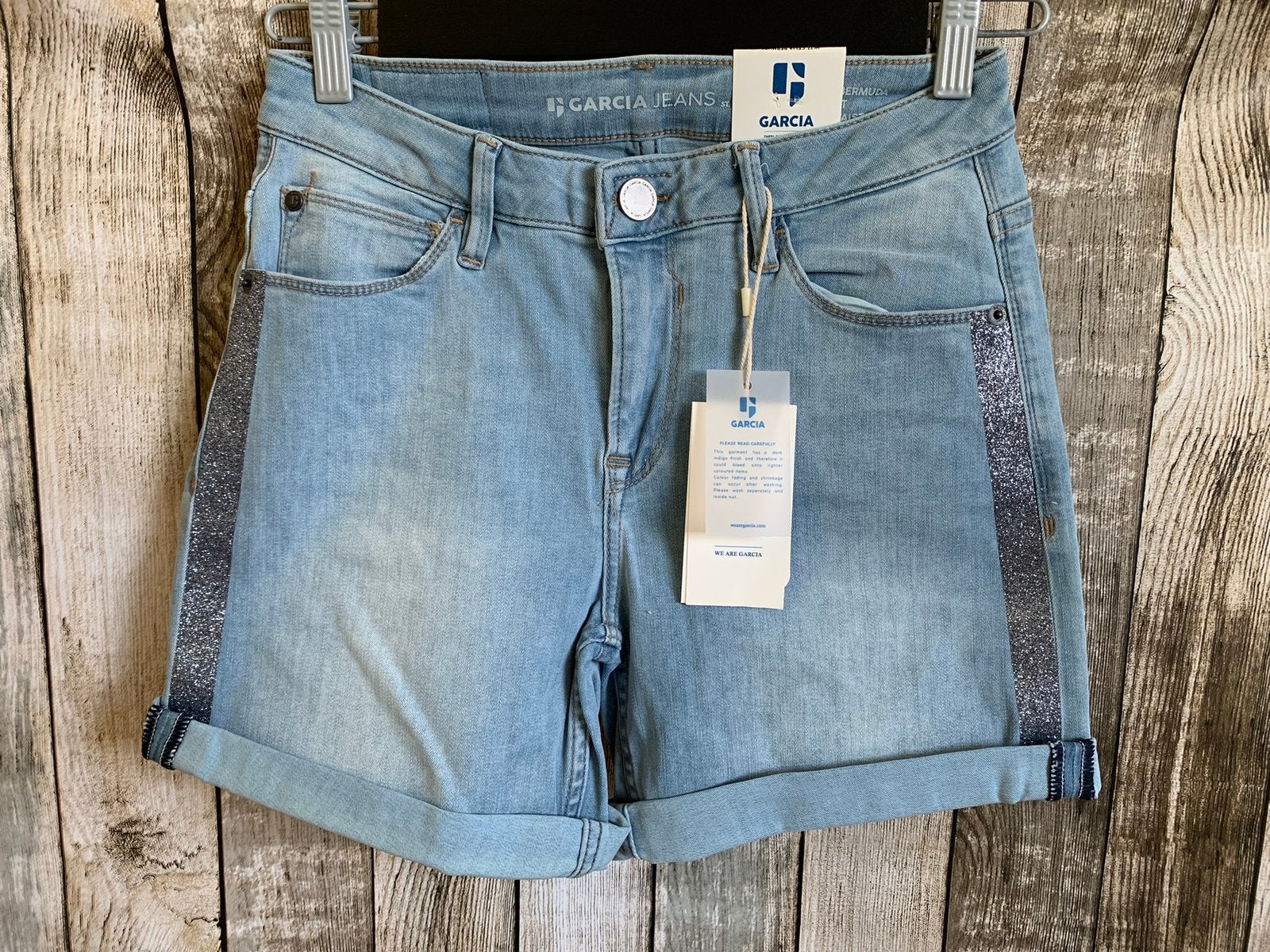 Garcia nieuwe gave licht blauwe jeans short (Maat 27), Nieuw, W27 (confectie 34) of kleiner, Garcia, Verzenden