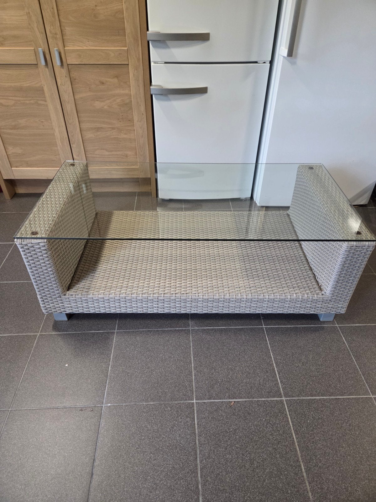 Glazen salontafel met rotan onderstel, Ophalen, Minder dan 45 cm, 75 cm of meer, Rechthoekig